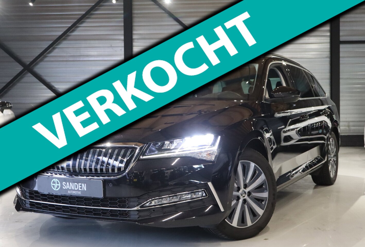 Skoda Superb Combi - 1.4 TSI iV Business Edition Plus|PHEV|Automaat|Navi|Camera|Comfortstoelen|Virtual Cockpit| - AutoWereld.nl