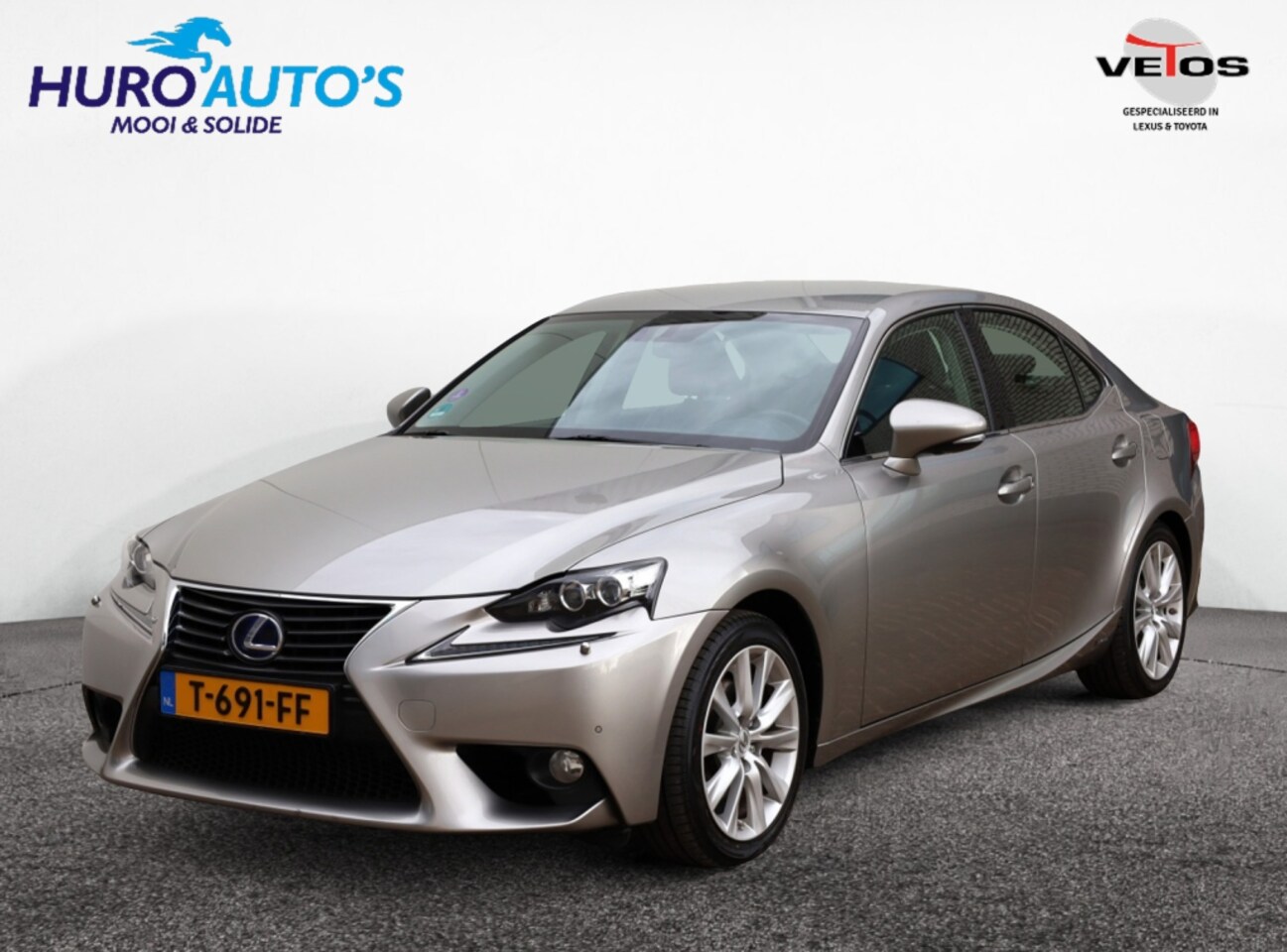 Lexus IS - 300h Luxury Line | Mark Levinson | Stoelventilatie | Full LED - AutoWereld.nl