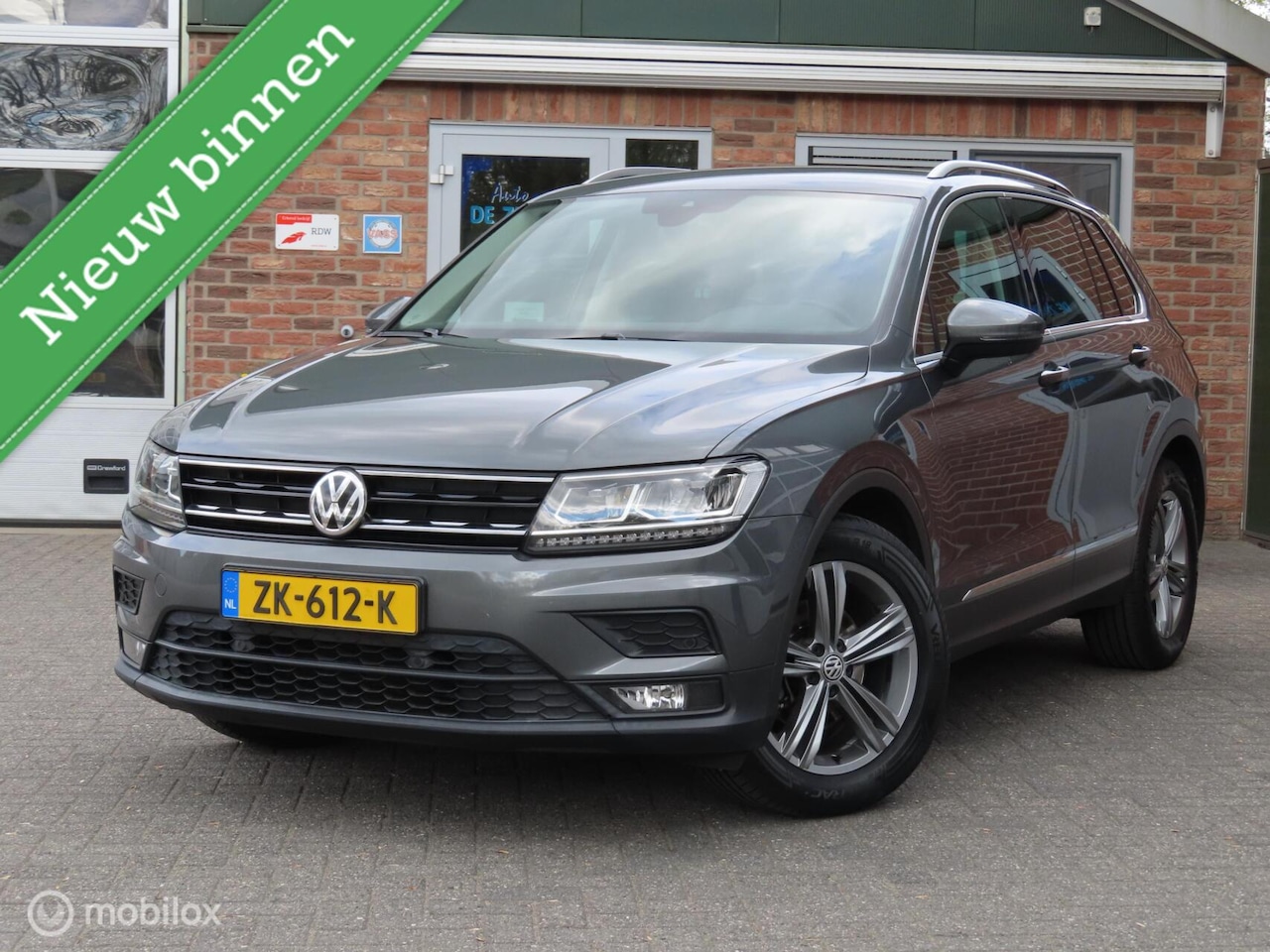 Volkswagen Tiguan - 1.5 TSI ACT Highline|Wegklapbare trekhaak|Full Led|Carplay|Electrische Achterklep|Parkeers - AutoWereld.nl