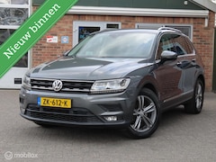 Volkswagen Tiguan - 1.5 TSI ACT Highline|Wegklapbare trekhaak|Full Led|Carplay|Electrische Achterklep|Parkeers