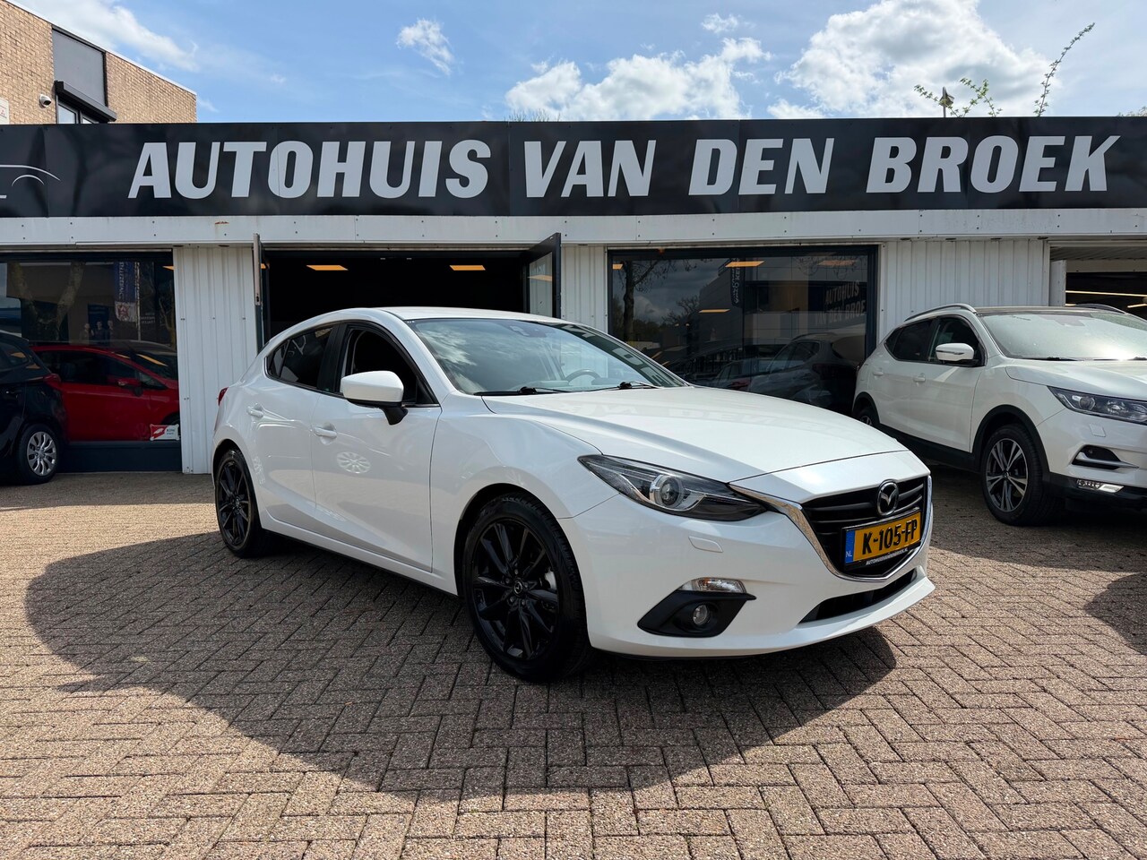 Mazda 3 - 2.0 TS+|Navi|Cruise|Clima|Trekh|Pdc|Lmv|Elek Pakket|Nw Apk - AutoWereld.nl