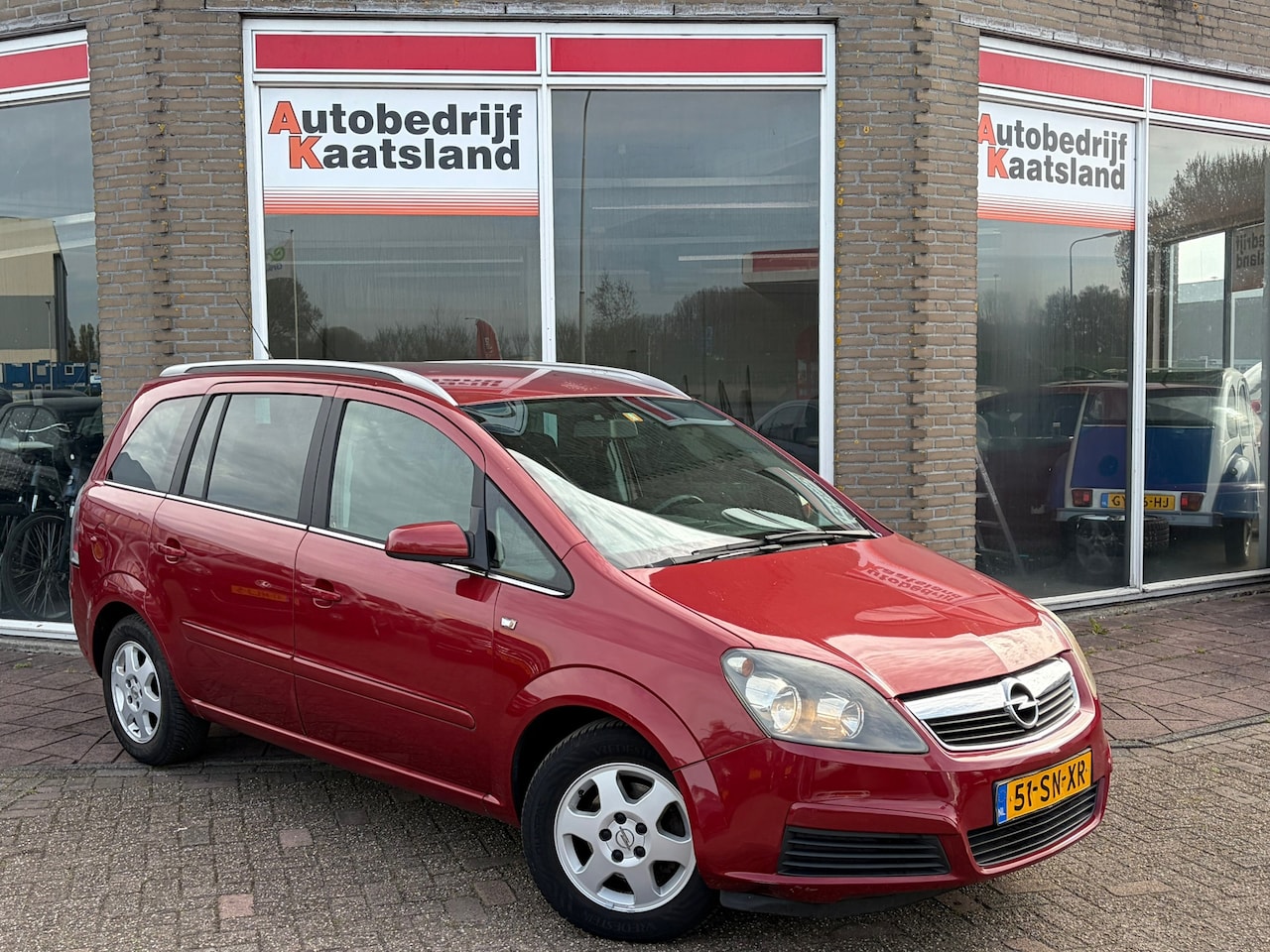 Opel Zafira - 1.6 Enjoy - GEEN APK - Trekhaak - Clima - AutoWereld.nl