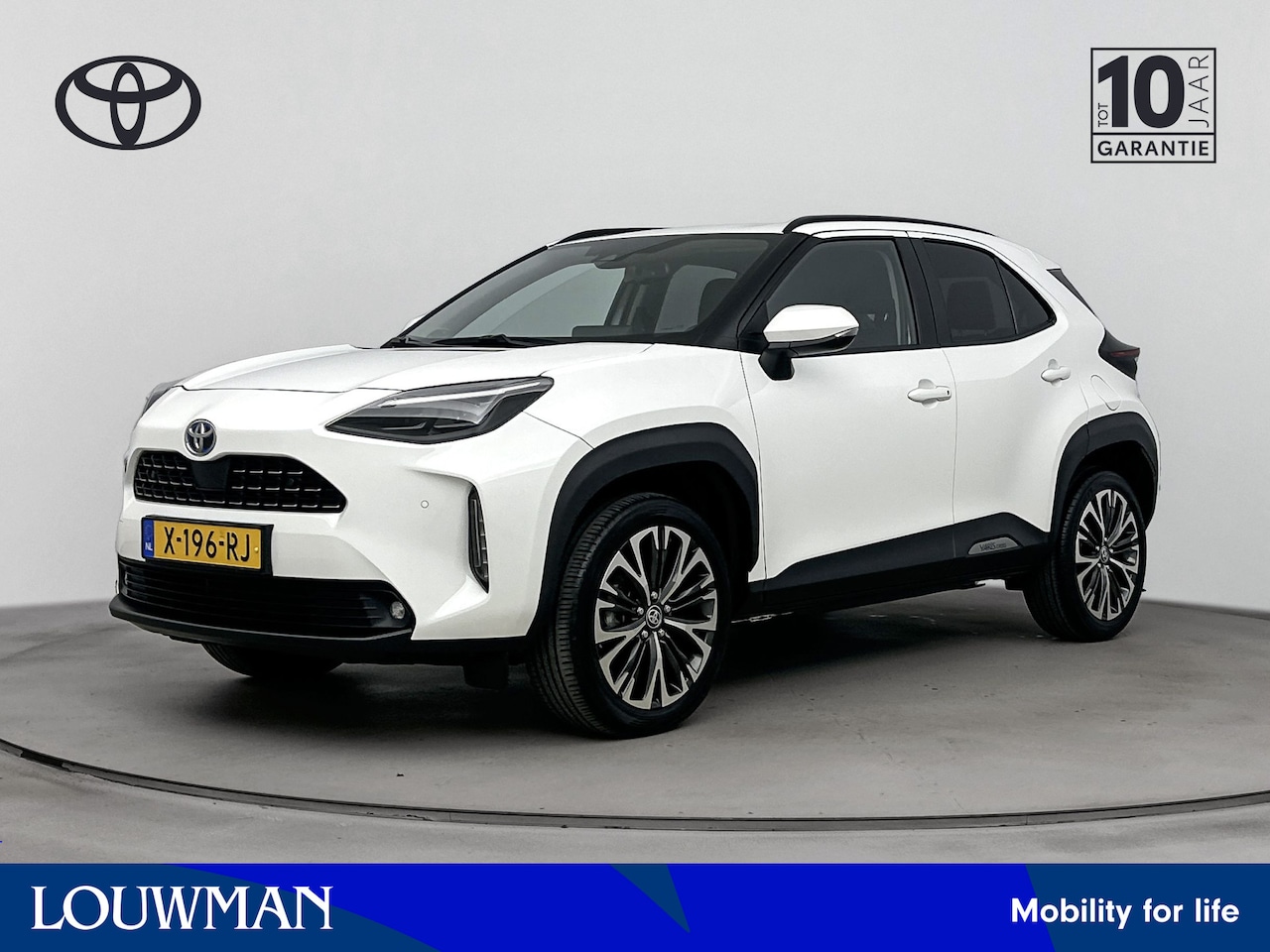 Toyota Yaris Cross - 1.5 Hybrid Executive | Parkeersensoren V+A | Stoelverwarming | - AutoWereld.nl
