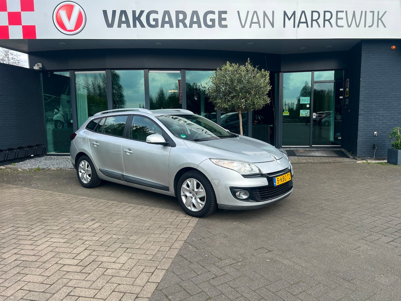 Renault Mégane Estate - 1.5 dCi Expression 1.5 dCi Expression - AutoWereld.nl