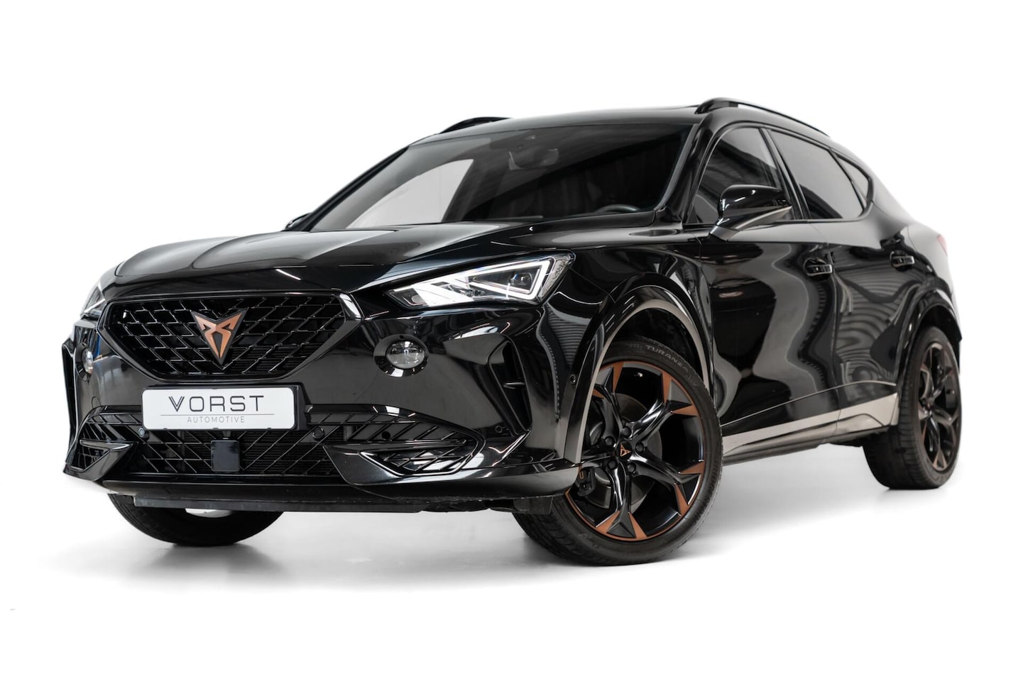 CUPRA Formentor - 2.0 TSI 4DRIVE Schaalstoelen Pano Trekhaak - AutoWereld.nl