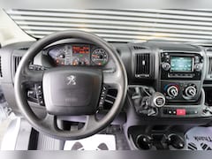 Peugeot Boxer - 164pk L3H2 Airco Navigatie Cruise control Trekhaak Euro6 Parkeersensoren