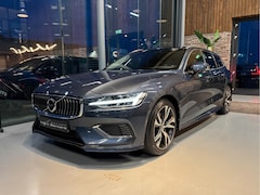 Volvo V60 - 2.0 T8 Twin Engine AWD Inscr. H+K HUD Pano Camera trekh. Memory