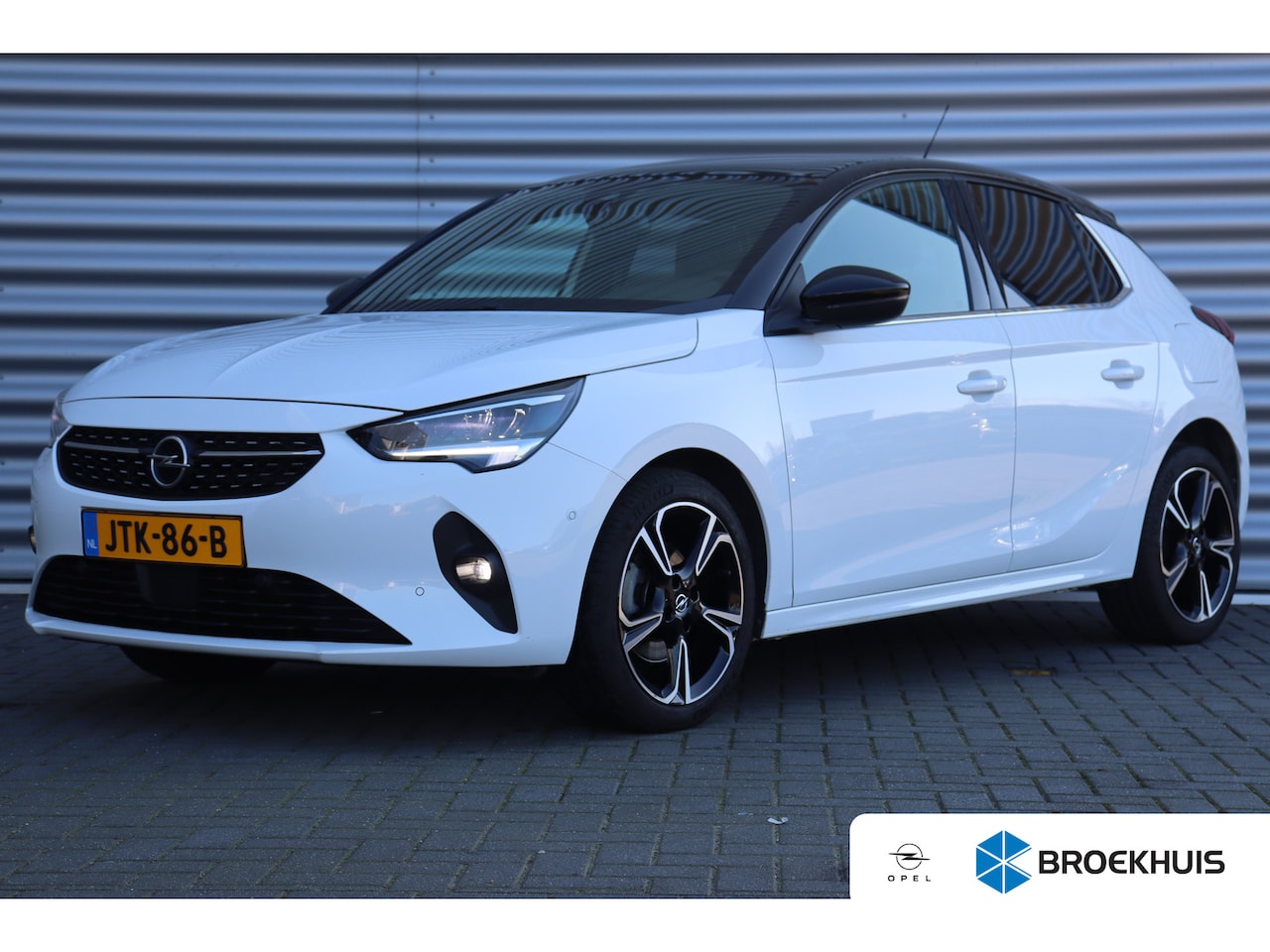 Opel Corsa - 1.2 TURBO 100PK 5-DRS ELEGANCE GS-LINE / NAVI / LEDER / CLIMA / LED / PDC / 17" LMV / UNIE - AutoWereld.nl