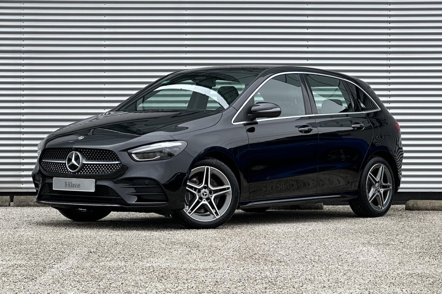 Mercedes-Benz B-klasse - B 250e Automaat Business Solution AMG | Trekhaak - AutoWereld.nl
