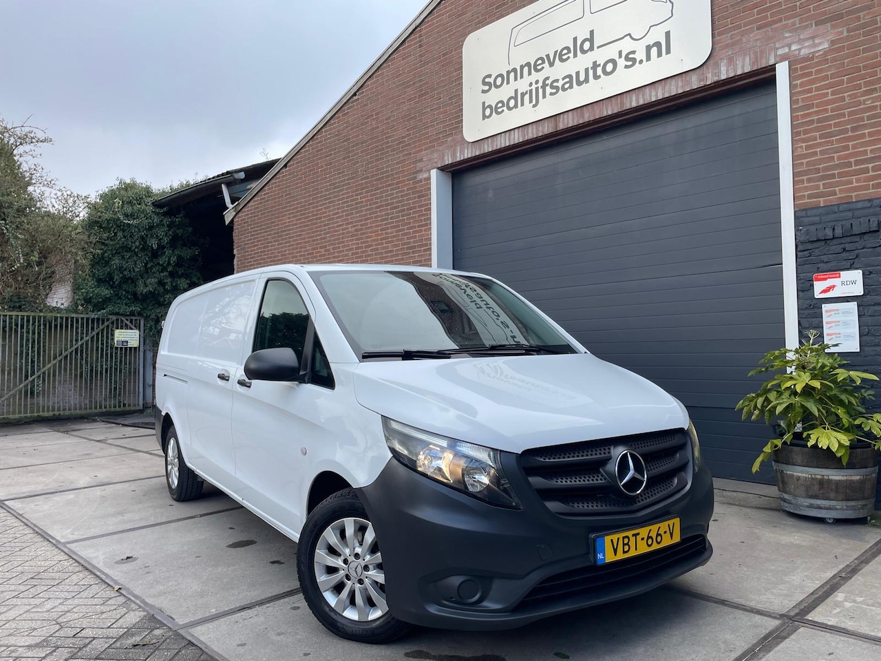 Mercedes-Benz Vito - 109 CDI XL airco, 3 persoons - AutoWereld.nl