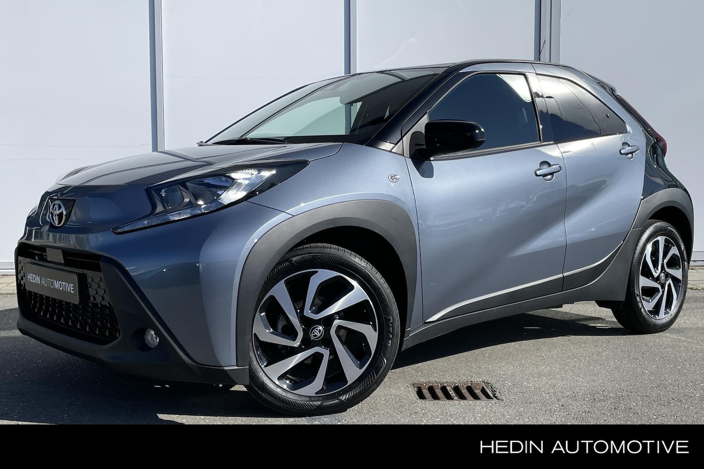Toyota Aygo X - 1.0 VVT-i 72PK MT Pulse | Navigatie via App | Camera | Airco | Adapt. Cruise | Stoelverwar - AutoWereld.nl