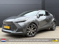 Toyota C-HR - 1.8 Hybrid 140 First Edition | Afneembare trekhaak | Elektrische achterklep | Navigatie |