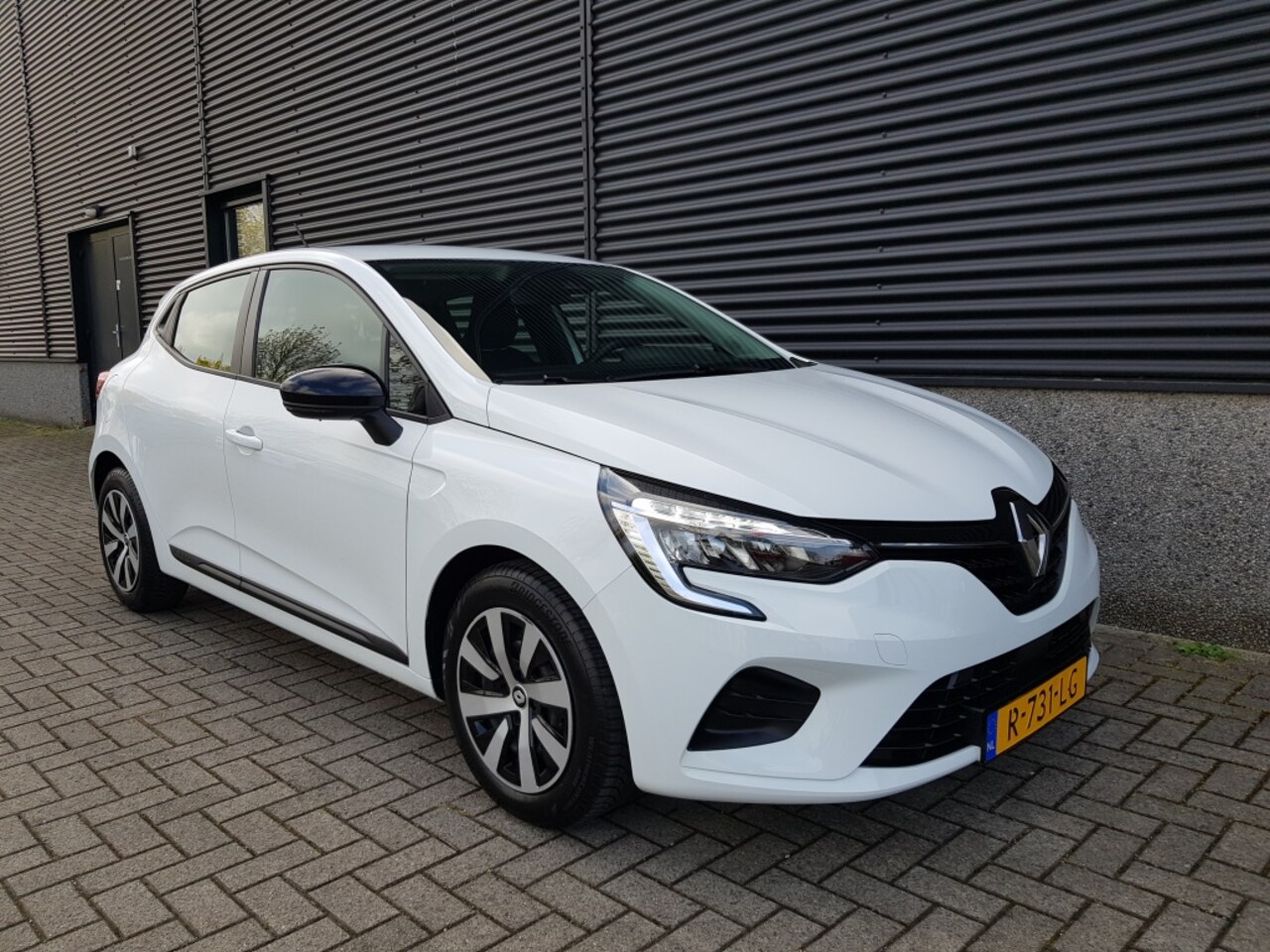 Renault Clio - 1.0 TCe 90 Equilibre 1.0 TCe 90 Equilibre