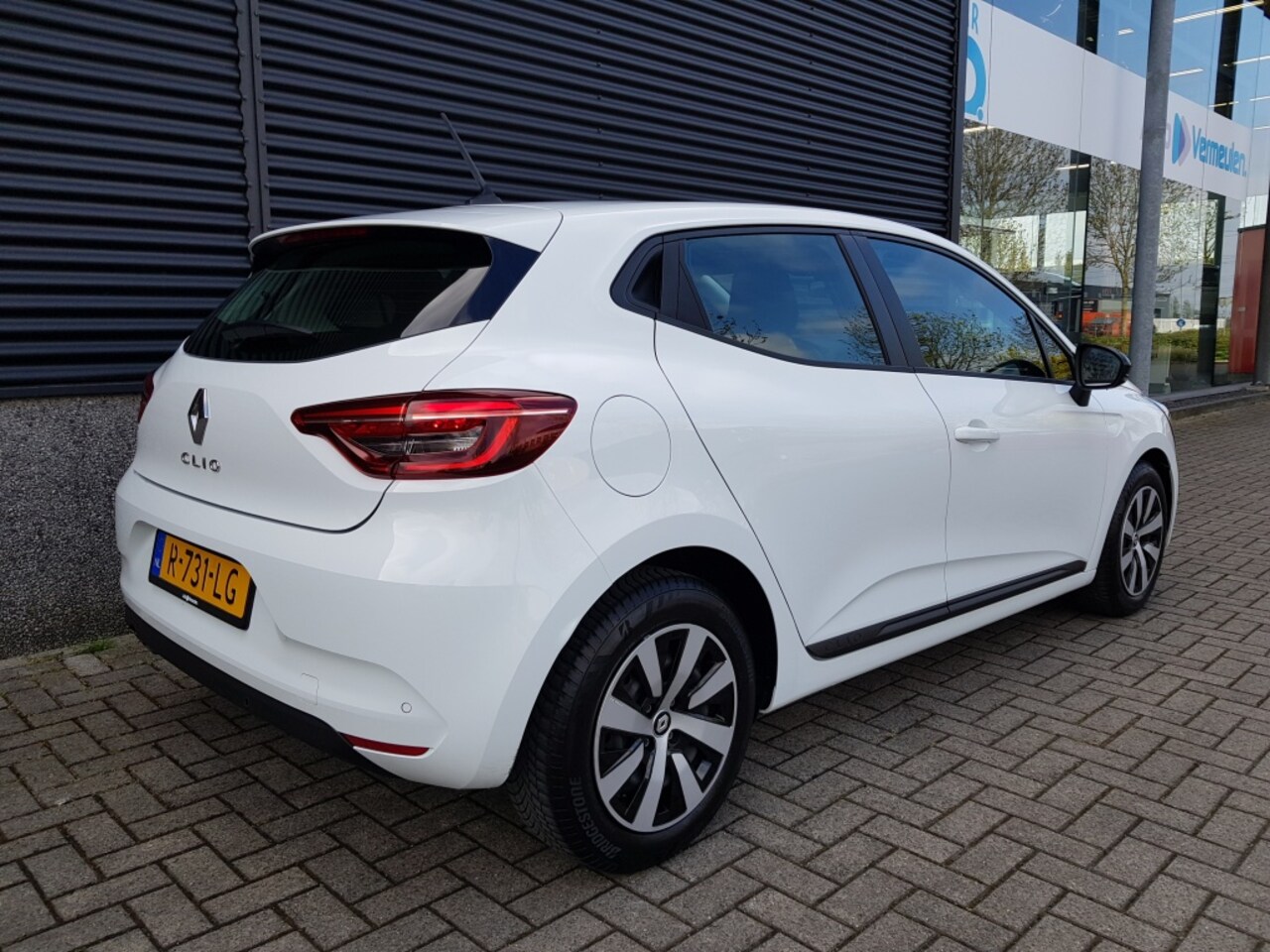 Renault Clio - 1.0 TCe 90 Equilibre 1.0 TCe 90 Equilibre
