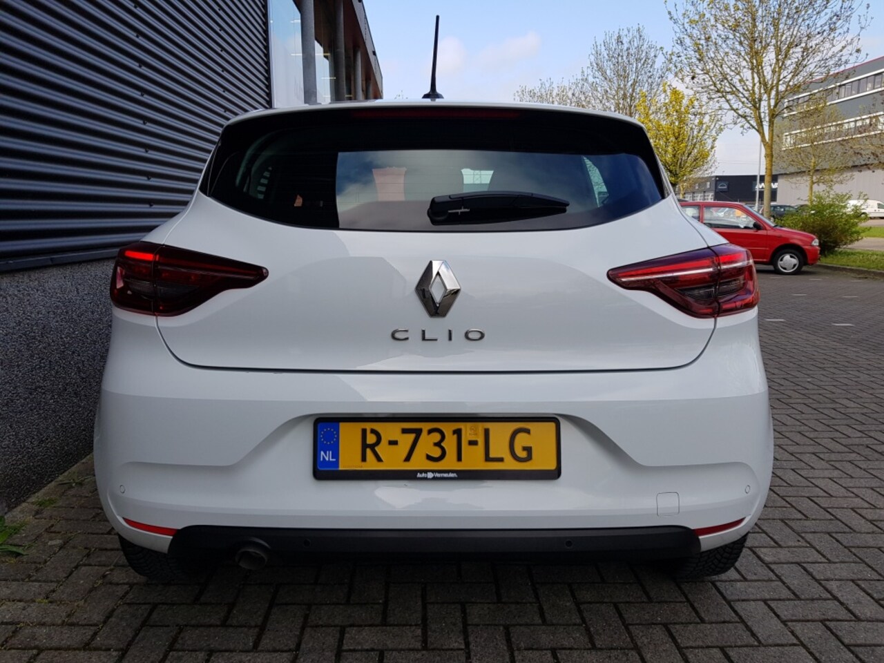 Renault Clio - 1.0 TCe 90 Equilibre 1.0 TCe 90 Equilibre