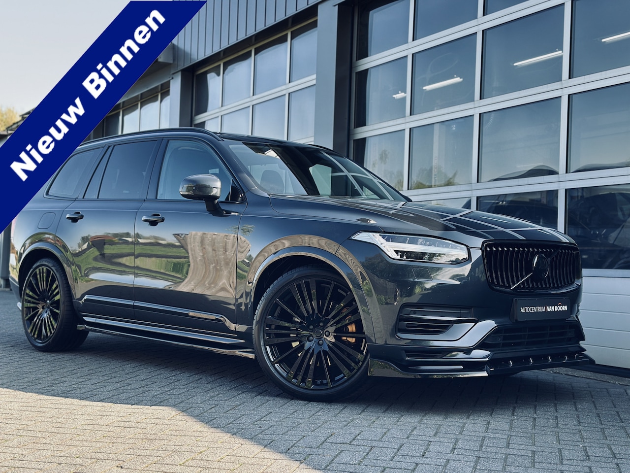 Volvo XC90 - 2.0 T8 Recharge | AWD | Dark Label | Luchtvering | Panodak | Bower & Wilkins | Trekhaak | - AutoWereld.nl