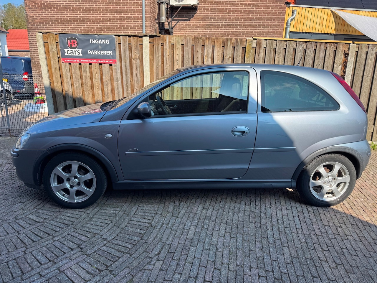 Opel Corsa - 1.2-16V Enjoy Automaat - AutoWereld.nl