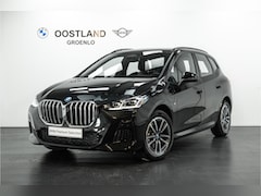 BMW 2-serie Active Tourer - 230e xDrive High Executive M Sport Automaat / Panoramadak / Trekhaak / Sportstoelen / Head
