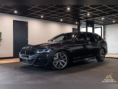BMW 5-serie Touring - 530e High Exe | HUD | PANO | Trekhaak