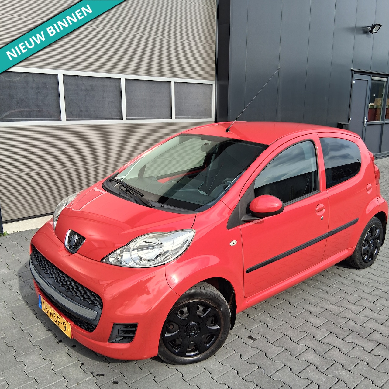 Peugeot 107 - 1.0-12V Sublime - AutoWereld.nl