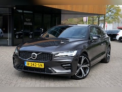 Volvo V60 - 2.0 B3 Plus Dark|Rijklaar|PilotAssist|ACC|Camera|Trekhaak|Winterpakket|Carplay|Keyless
