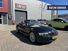 BMW Z3 Roadster - 1.9 Automaat NAP Nw APK 2e Eigenaar