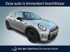 MINI Cooper - 1.5 Camden Edition | Panorama | Navi | Stoelverw. | Leder | Full-LED // 05-2026 Verwacht /
