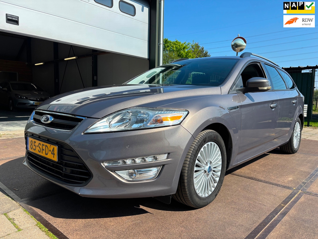 Ford Mondeo Wagon - 1.6 TDCi ECOnetic Trend Business Good Car! - AutoWereld.nl