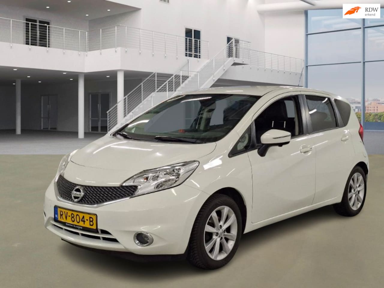 Nissan Note - 1.5 dCi Tekna NAVI CRUISE TREKHAAK 2 X SLEUTELS - AutoWereld.nl