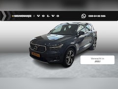 Volvo XC40 - 2.0 T4 Inscription | Trekhaak | Panoramadak | Keyless Entry | Elektrische Achterklep | Nav