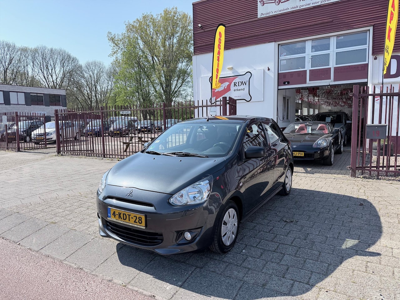 Mitsubishi Space Star - 1.0 71PK Auto Stop & Go Inform - AutoWereld.nl