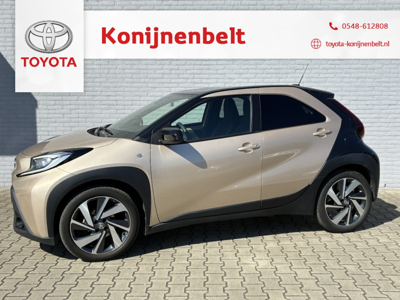 Toyota Aygo X - 1.0 VVT-i MT Envy 5-deurs | Navi | Camera | NL auto - AutoWereld.nl