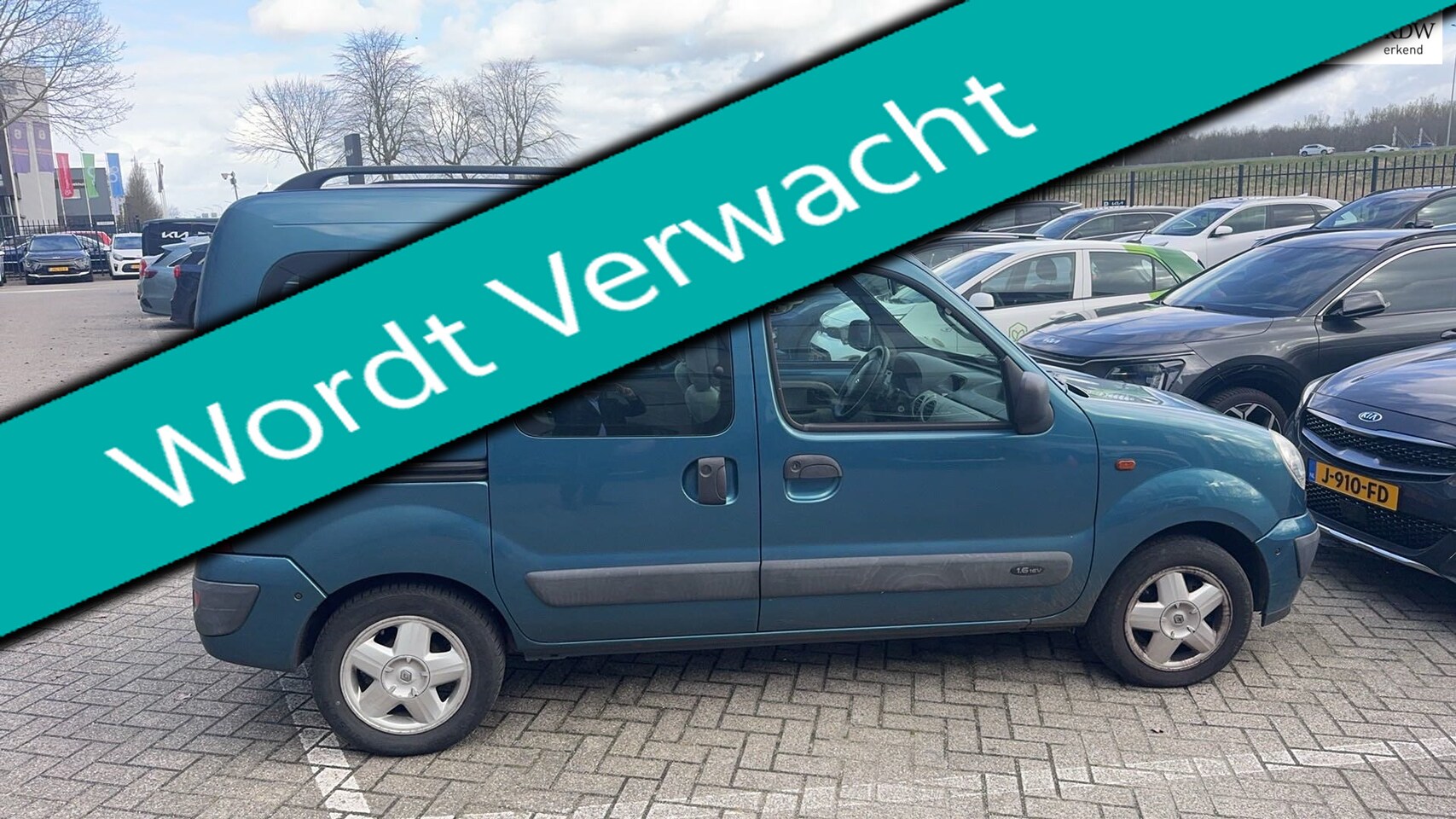 Renault Kangoo - 1.6-16V Privilège 95pk Airco Trekhaak 1150kg. Schuifdeuren - AutoWereld.nl