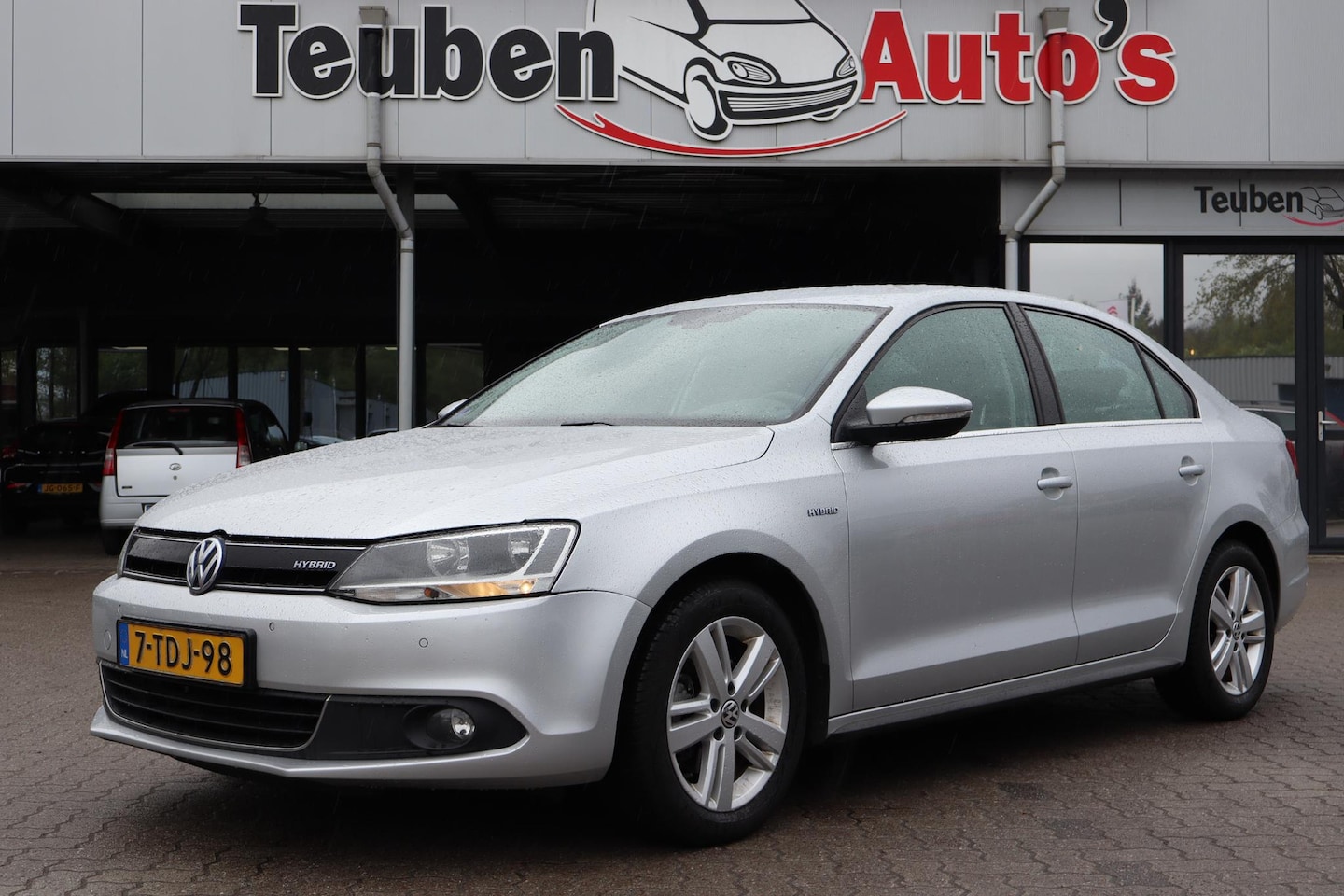 Volkswagen Jetta - 1.4 TSI Hybrid Comfortline | Parkeersensoren v+a | Navigatie | Cruise control | Climate co - AutoWereld.nl