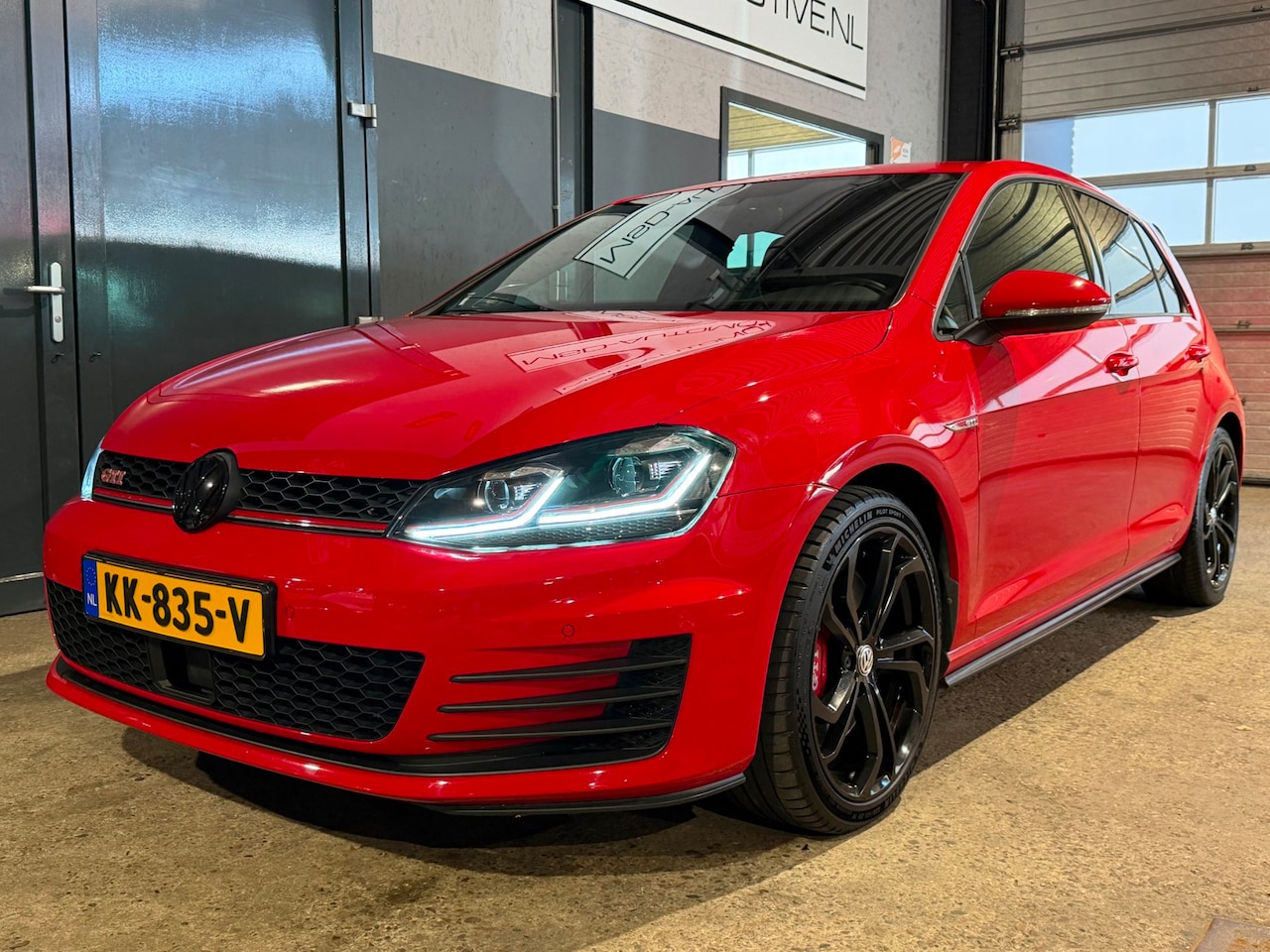 Volkswagen Golf - 2.0 TSI GTI Performance Carplay Onderhouden NAP - AutoWereld.nl