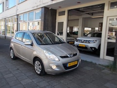 Hyundai i20 - 1.2i i-Motion AIRCO TREKHAAK