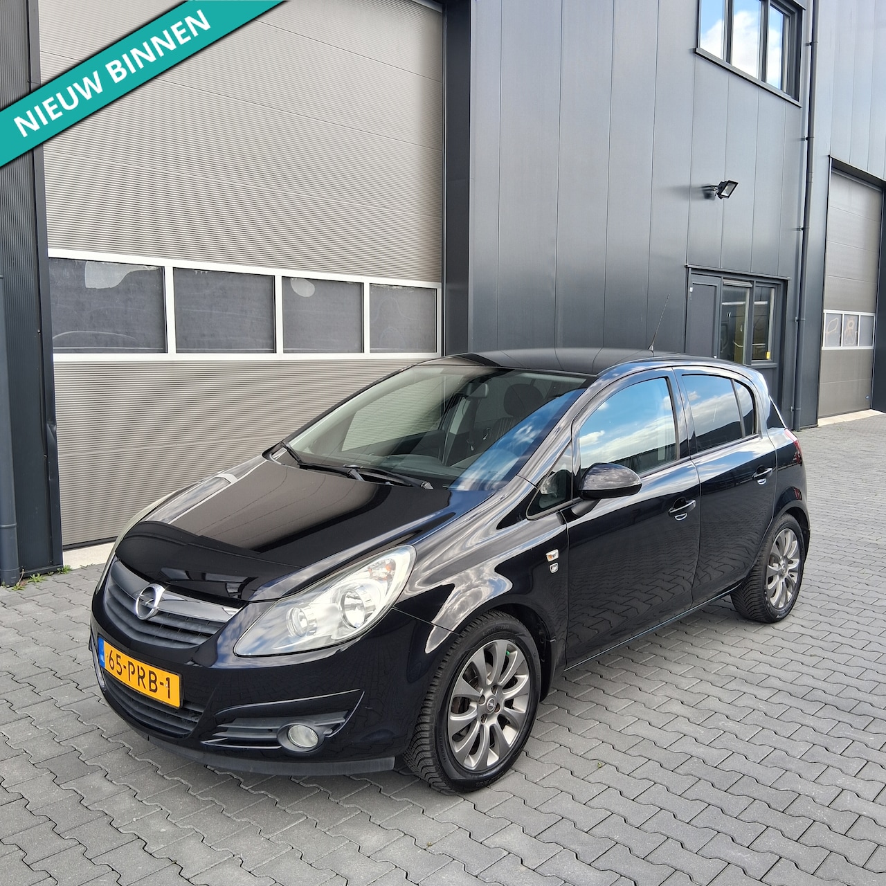 Opel Corsa - 1.2-16V '111' Edition '111 Edition' 2011/AIRCO/N.A.P. 79 dkm N.A.P. GB Beurt gehad/NW APK - AutoWereld.nl