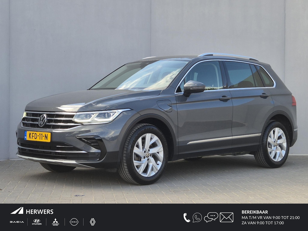 Volkswagen Tiguan - 1.4 TSI eHybrid Elegance / Trekgewicht 1.800 kg / Stuur- & Stoel verwarming / Achteruitrij - AutoWereld.nl