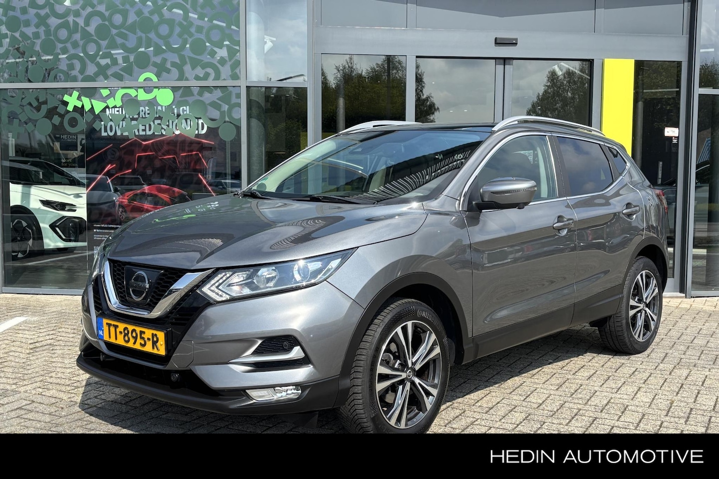 Nissan Qashqai - 1.2 N-Connecta | Parkeersensoren | Panorama | Navigatie | Camera - AutoWereld.nl