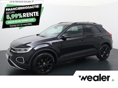 Volkswagen T-Roc - 1.5 TSI Style | 150 PK | Adaptive cruise control | Achteruitrijcamera | 18" velgen | Apple