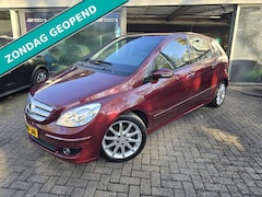 Mercedes-Benz B-klasse - 200 Turbo | AUTOMAAT | 2E EIGENAAR | 12MND GARANTIE | AIRCO | TREKHAAK |