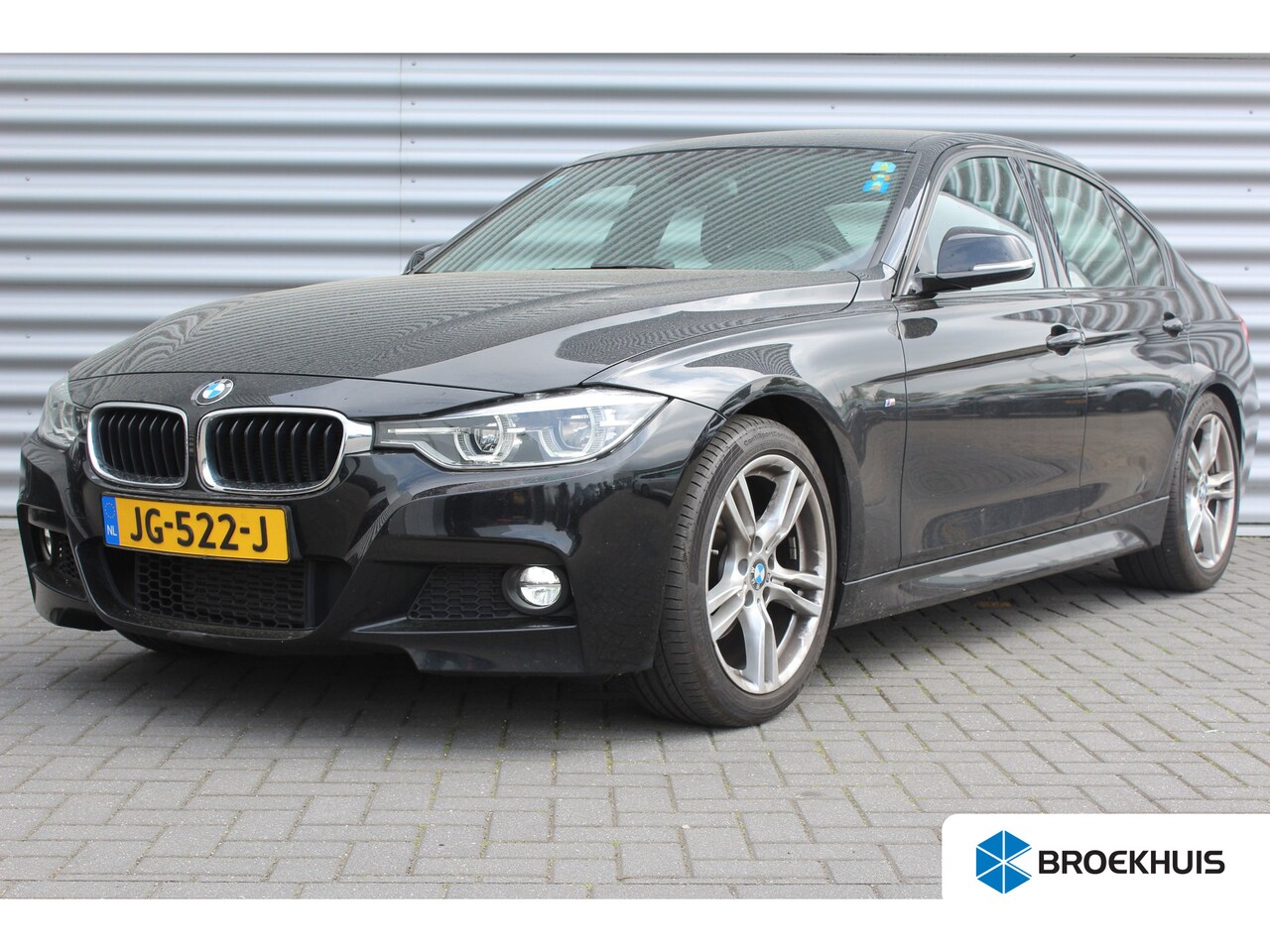 BMW 3-serie - 3-SERIE 318I 136PK M-SPORT AUTOMAAT / NAVI / XENON / CLIMA / LED / PDC / 18" LMV / TREKHAA - AutoWereld.nl