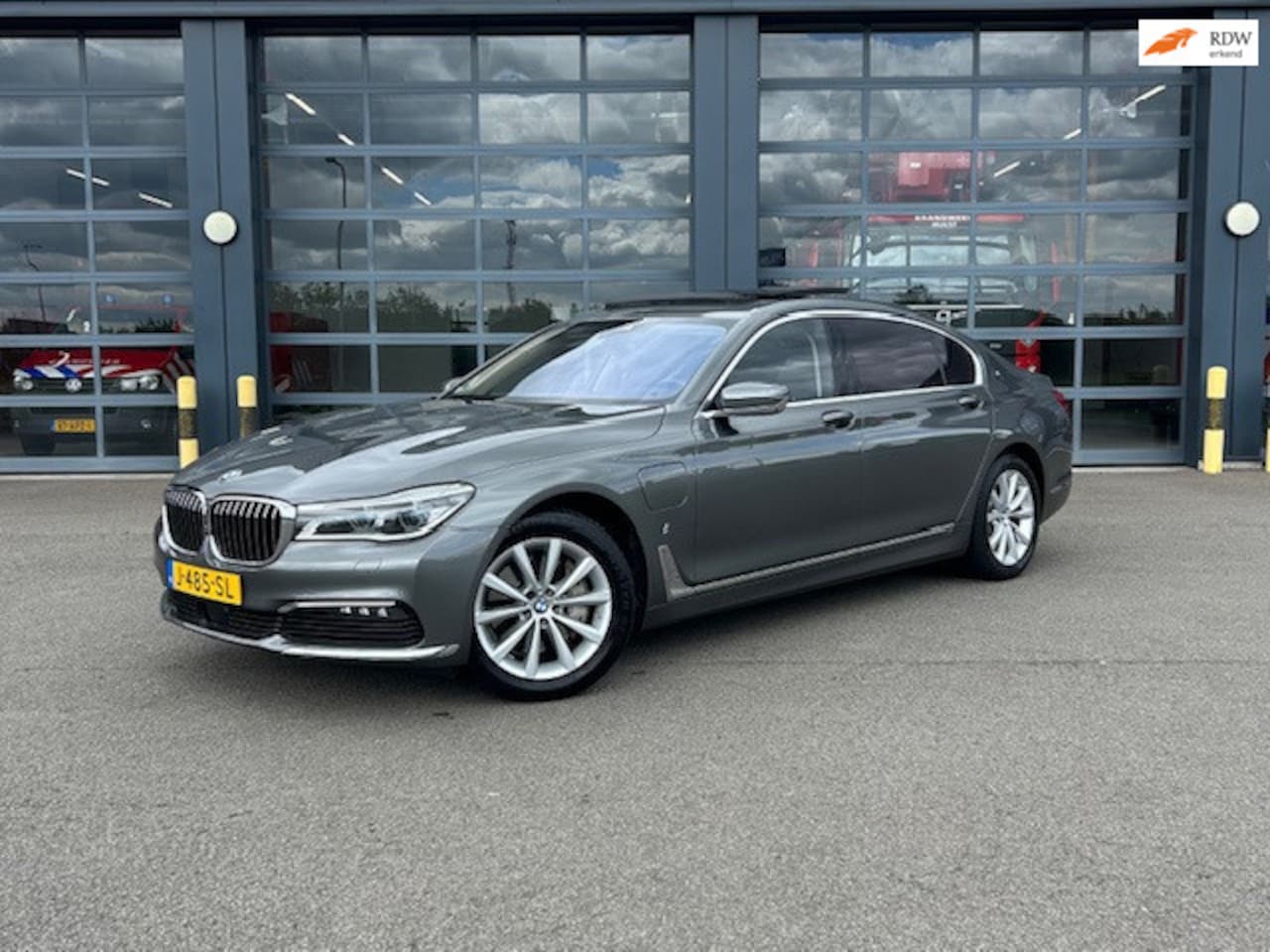 BMW 7-serie - 740Le xDrive iPerformance High Executive 740Le xDrive iPerformance High Executive - AutoWereld.nl