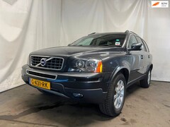 Volvo XC90 - 2.4 D5 Kinetic RECHTS GESTUURD