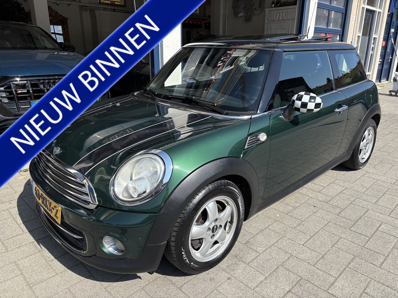 MINI Cooper - Mini 1.6 Business Line DAK/AIRCO/CRUISE/NL AUTO - AutoWereld.nl