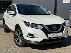 Nissan Qashqai - 1.3 MHEV N-Connecta /Trekhaak / NAVI / CAMERA /STOELVERW. / PANORAMA