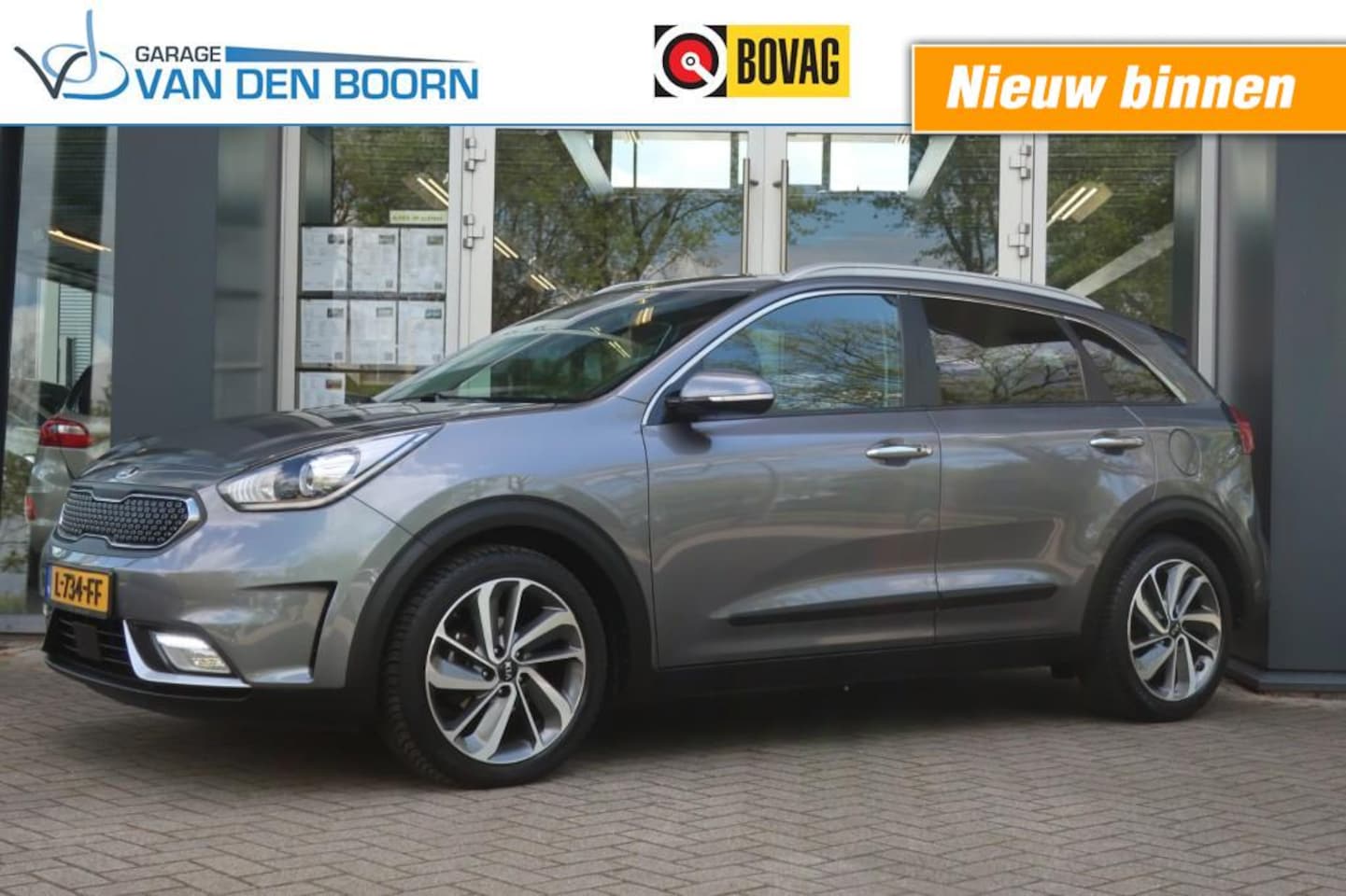 Kia Niro - 1.6 GDI HYBRID, Elektr. Schuifdak, Lederen Bekleding, All Season Banden, etc. - AutoWereld.nl
