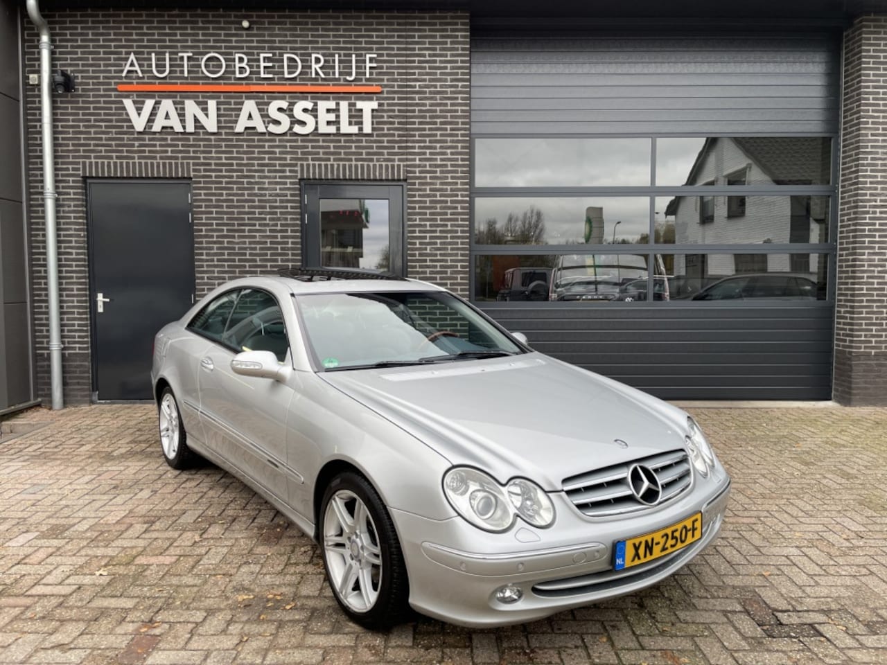 Mercedes-Benz CLK-klasse Coupé - 320 Elegance Coupé 320 Elegance - AutoWereld.nl