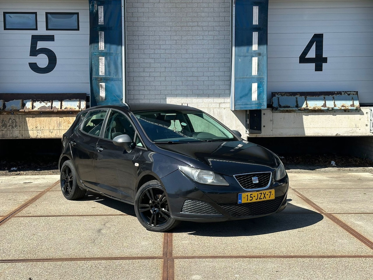 SEAT Ibiza - (5 Deur + Elek Pakket) 1.2 Club - AutoWereld.nl