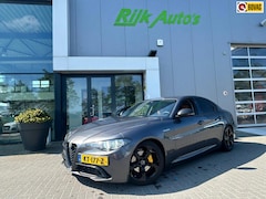 Alfa Romeo Giulia - Veloce pack * Stoel + Stuur verwarming* 100% Onderhouden